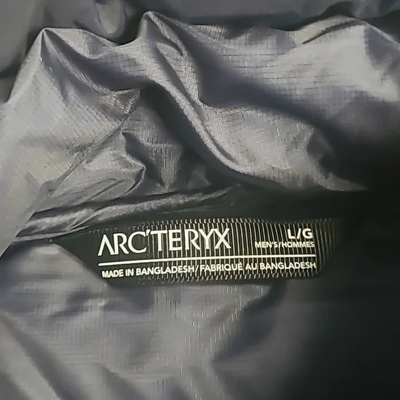 Arc'teryx Thorium Jacket Men's - Black Sapphire, Large - Season 2024 - Picture 5 of 11